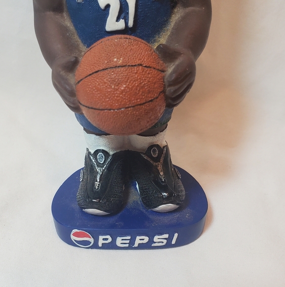 Kevin Garnett Minnesota Timberwolves Vtg 1990's Bobblehead Pepsi Rainbow Foods - Picture 3 of 10